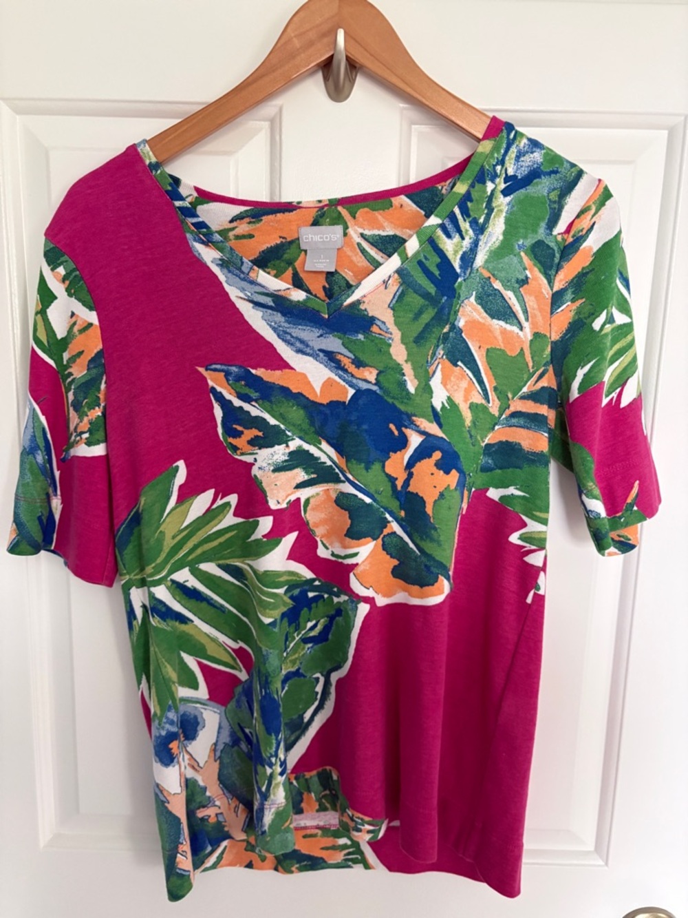 Chico's V‑neck Quarter Sleeve Tropical Print Top - Fuchsia, Orange & Green